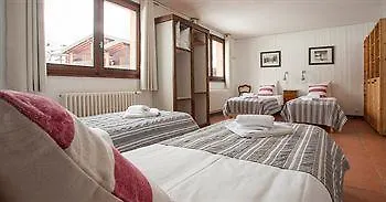 Chaumiere Hotell 2*